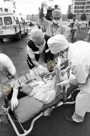 ��خ�^(q��)�e�����а���ȼ�¼���(y��ng)����Ԯ����(x��)��120����(d��ng)���ȡ����ߡ�