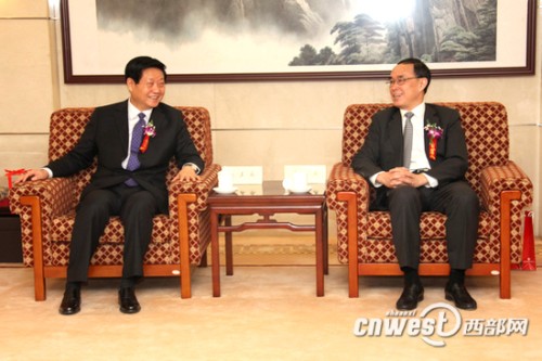 ���ʡί����ӛ��ʡ�L�w�����c�Ї�(li��n)ͨ������(j��ng)��������ͨ����